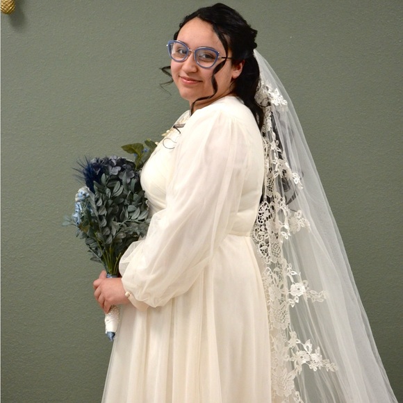 Meet your Posher, Emily - Picture 17 of 17